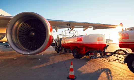 Unimot supplies aviation fuel to Norwegian